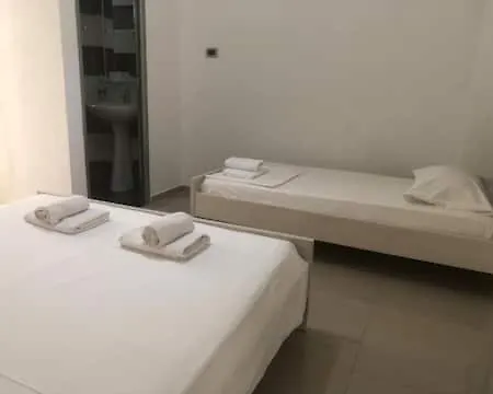 Mario كساميل